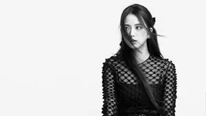 Black and White Jisoo