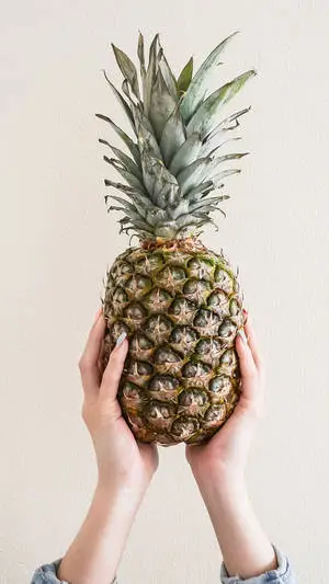 Enjoy the sweetness of this cute Pineapple phone. 