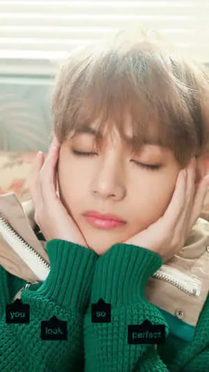 Cute doesn't even begin to describe Taehyung! 